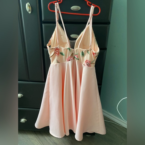 Fancy Pink Summer Dress - Picture 3 of 5